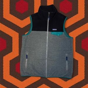 VINTAGE 2000s Patagonia Men’s Synchilla Snap Grey & Black Fleece Vest — MEDIUM